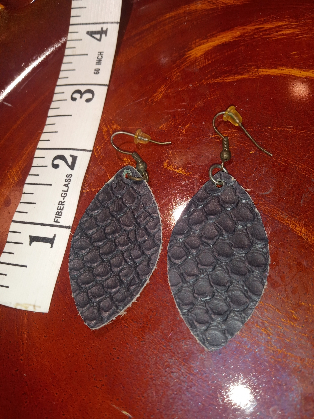 Black Textured Leaf Drop Earrings - Unbranded